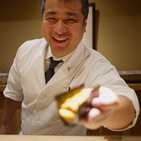 富小路 やま岸 - キラースマイルの手渡し！
