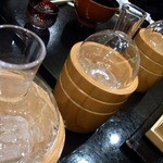 桂新堂本店 お食事処 百福庵 - この料理構成なら、日本酒ですよね。 極上料理に日本酒を堪能しましたよ。 料理は美味しいし、お酒もgood、そして、親友達との会話も楽しいし。