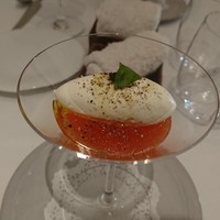 ARMONICO - モッツァレラチーズのムースと完熟トマトのジュレ