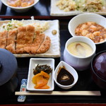 うえき - 料理写真:とんかつ定食