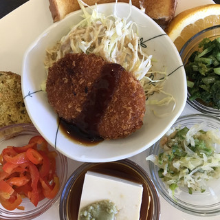 津山市でランチに使える喫茶店 ランキング 食べログ