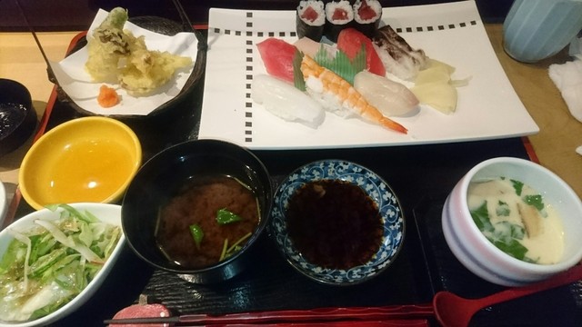 Sushi Tetsu
