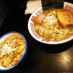 中華ソバ 伊吹 - 