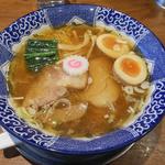 ハマカゼ拉麺店 - 清湯醤油ラーメン