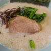 横浜ラーメン　壱鉄家