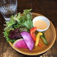 シャイニーアウル 表参道 - ランチセットのサラダ