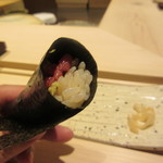 すし宮川  - 中落ち手巻き
