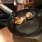 みかづき - 5時間ローストした玉ねぎ。玉ねぎのあいだには生ハムが。