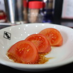 中国料理 萬福飯店 - トマトの中華ドレッシングがけ