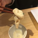 ともすけ - お通しの豆腐 のび〜る