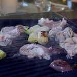 かたつむり - 鉄板焼きの様子