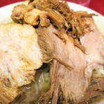 ラーメン二郎 - 豚