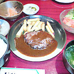 Tajimatei - お昼のハンバーグ定食