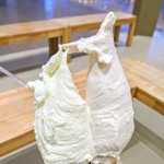 ポーラーベア - ﾀﾞﾌﾞﾙｺ-ﾝ390円☆左:ｺｱﾝﾄﾛ-(ｵﾚﾝｼﾞのお酒)、右:ｲﾁｺﾞﾐﾙｸ☆ｺｱﾝﾄﾛ-とっても美味しかったです♡ﾊﾏりそう☆1/28