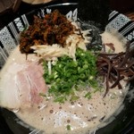 博多一双 博多駅東本店 - 生姜＋辛子高菜トッピング