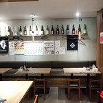 日本酒原価酒蔵 - テーブル席