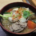動坂食堂 - 〆の豚汁（笑）400円