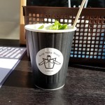 ビーダブリュー カフェ - 生姜薫る薬膳スープ蕎麦 