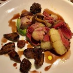 横浜馬車道 旬の肉料理イタリアン オステリア・アウストロ - 2019.1.  下田産 穴熊のいろいろな部位盛り合わせ