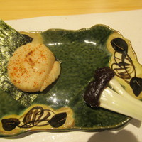 すし大作 - 煮ホタテの磯辺焼き　ネギ味噌