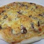 窯焼きパンの店 酪 - ベーコンミックスピザ
