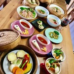 Okayu-stand.Salad - コース料理は２１４０円より