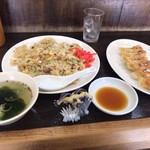 餃子屋麺壱番館 - チャーハン餃子