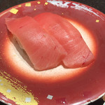 回し寿司 活 活美登利 - トロ（２００円）