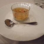 OGINO organic Restaurant - 蟹とアヴォカドのカクテルサラダ　トマトのコンソメゼリー(2000円)