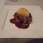 OGINO organic Restaurant - 焼きたてマロンパイ　塩バターキャラメルソースとバニラアイス(600円)