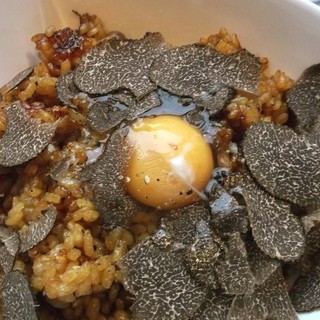 トリュフの醍醐味をお値打ち価格で存分に！トリュフの雨あられ！