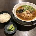 中華そば おさみ - ランチタイム限定中華そばと 白ご飯（８８０円→７８０円） 