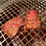 Shichirinyaki Sansaro - 和牛ロース 焼けた