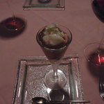 ゴッサム - オードブル／カナダ産オマール海老のコンソメ・ジュレ、ズワイ蟹添え