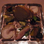 ゴッサム - デギュスタシオン／本日の５種前菜盛合せ／自家製クリームチーズ、ミンク鯨のお刺身、豚ロースのロースト、鴨の燻製、ラタトゥーユ