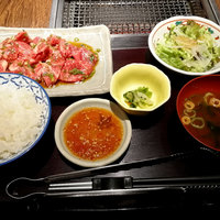 山形山　月島店 - 
