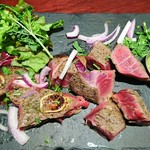 エリックサウスマサラダイナー - 豪州産 骨付きラム肉の厚切りスパイスステーキ