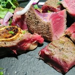 エリックサウスマサラダイナー - 豪州産 骨付きラム肉の厚切りスパイスステーキ