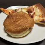 粉とクリーム - 惣菜パソはカレーかウインナーにかぎる！  
      ザーピーは自宅にてズーチードーピング♡