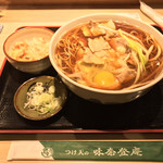 味奈登庵 - 肉南蛮そば 大盛り＋玉子♡  
      無料の揚げ玉はもちろん貰う。