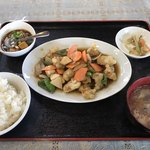 Kinsen Hanten - 酢豚定食＝７５０円