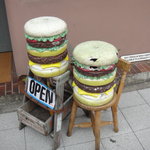 パントリー コヨーテ - 弩でかいハンバーガが目印