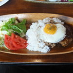 パントリー コヨーテ - ハンバーグステーキ・ロコモコ