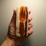 セントル ザ・ベーカリー - 干し柿とこし餡の自家製フルーツ和サンド❤