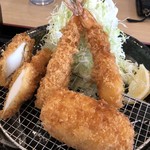 とんかつかつきち - 料理写真:海鮮かつミックス定食 1/2