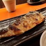 傳 - 本日の定食800円