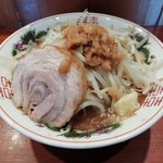 麺処ほん田 - ほん田が作る二郎系８００円＋味付きアブラ５０円