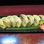 酒肴商店 アジト - 寒鯖の棒寿司