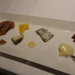 代官山ASO チェレステ - シェーブル、ゴルゴンゾーラ、モンドール 