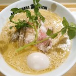 Sagamihara 欅 - 牡蠣味噌ミルク麺  １０００円(税込)  味玉は＋１００円。トッピングは豚肩ロースと思われるレアチャーシューが４枚、材木型の太メンマ２本、粉チーズ、クレソン。